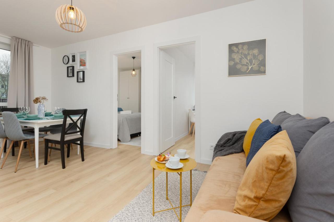 Spacious Suwalska Targowek By Renters Apartment Warsaw