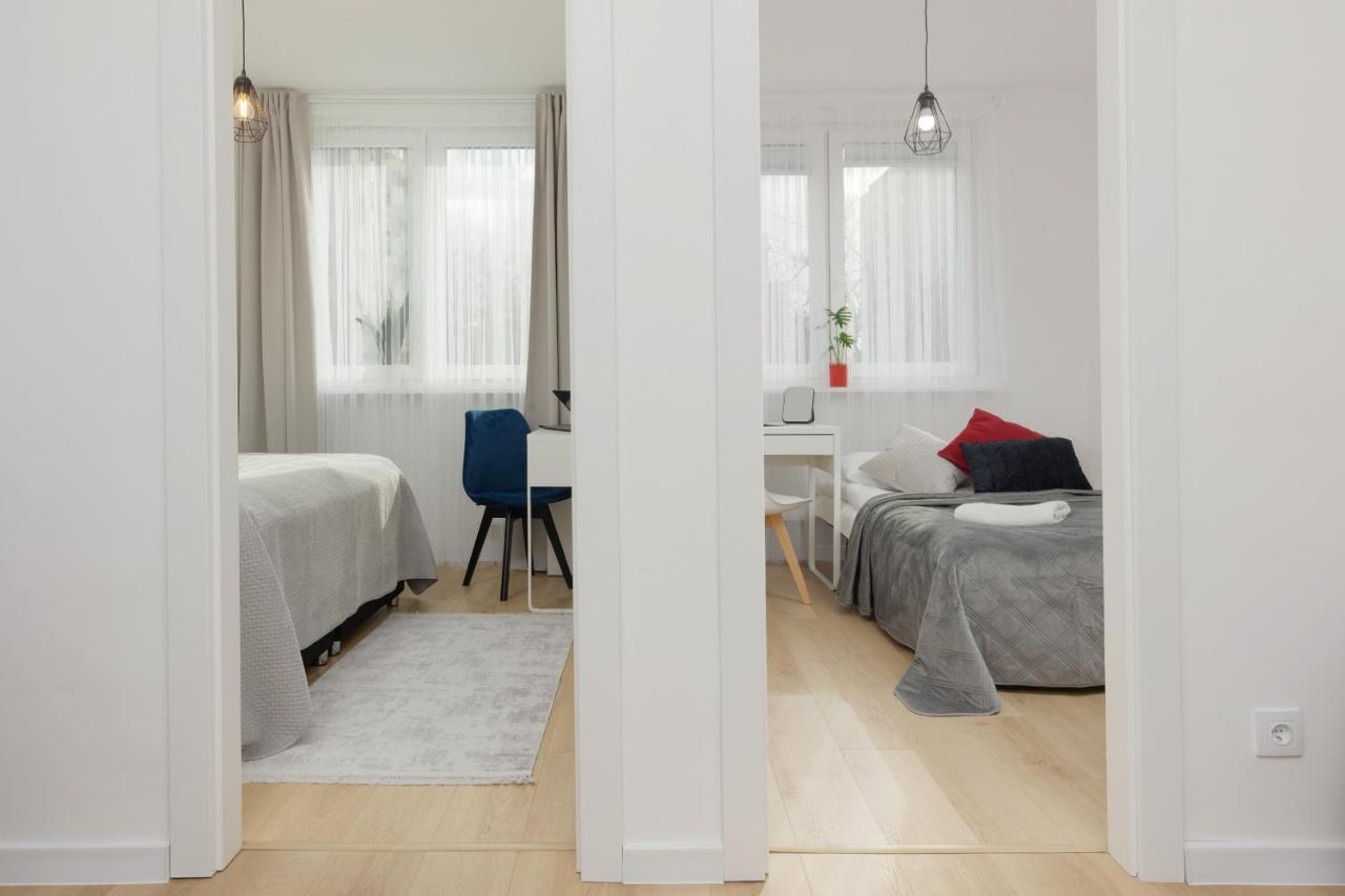 Spacious Suwalska Targowek By Renters Апартаменти